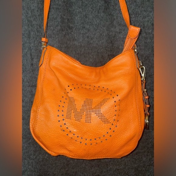 Michael Kors Handbags - Michael Kors Orange Leather Purse